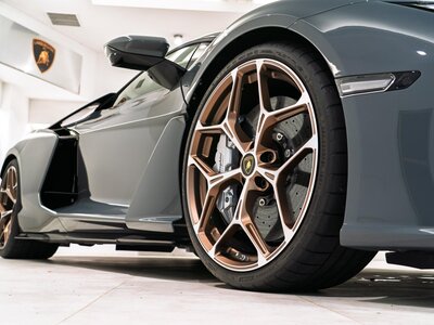 صورة مصغرة 25 لـ 2025 Lamborghini REVUELTO