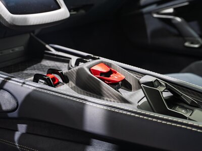 صورة مصغرة 36 لـ 2025 Lamborghini REVUELTO
