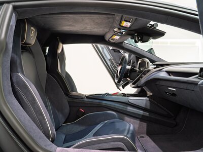 صورة مصغرة 42 لـ 2025 Lamborghini REVUELTO