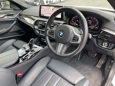 2020 BMW 5 SERIES — миниатюра 28