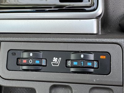 TOYOTA LAND CRUISER PRADO - 6