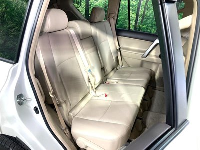 TOYOTA LAND CRUISER PRADO - 9