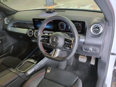 2024 Mercedes-BENZ GLB 照片 3