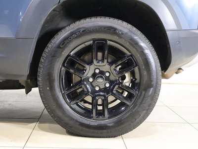 LAND ROVER DEFENDER - 10