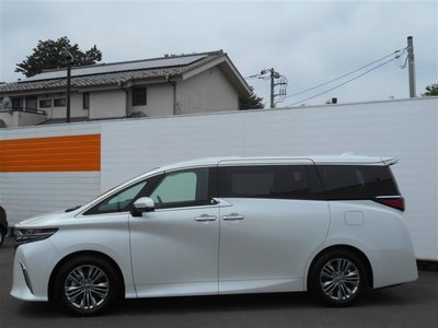 2023 Toyota ALPHARD photo 3