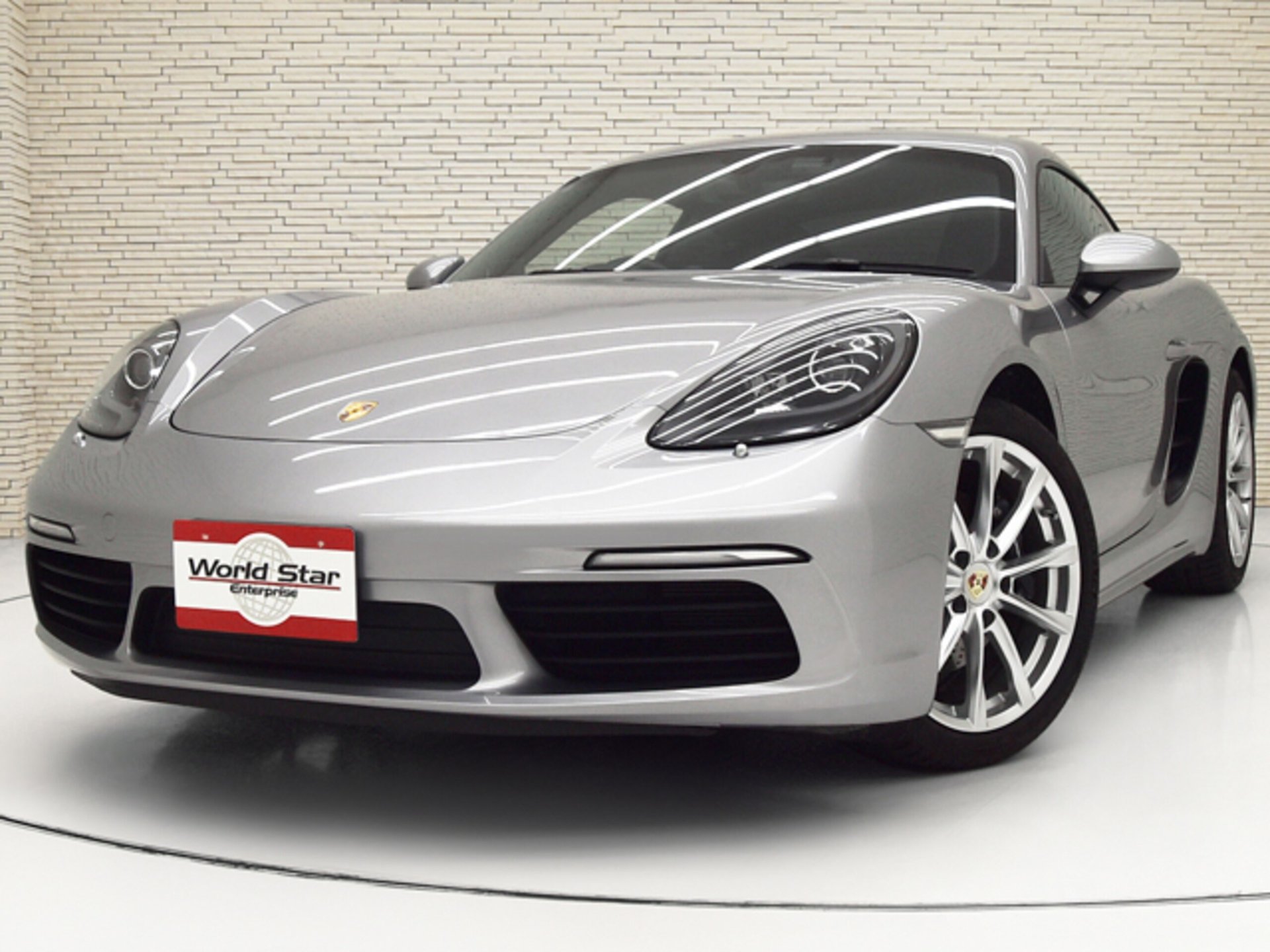 PORSCHE 718 CAYMAN - View 1