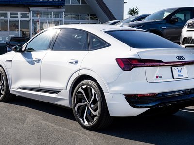 AUDI Q8 SPORTBACK E-TRON - 10