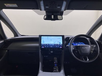 صورة 8 لـ 2023 Toyota VELLFIRE