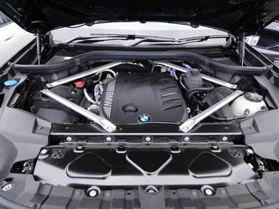 2025 BMW X7 — миниатюра 20