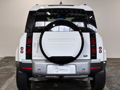 LAND ROVER DEFENDER - 7