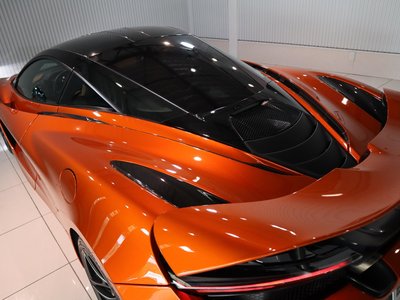 صورة 6 لـ 2018 MCLAREN 720S