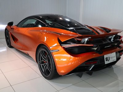 صورة 4 لـ 2018 MCLAREN 720S
