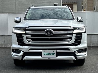 TOYOTA LAND CRUISER 300 - 3