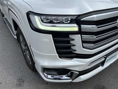 TOYOTA LAND CRUISER 300 - 10