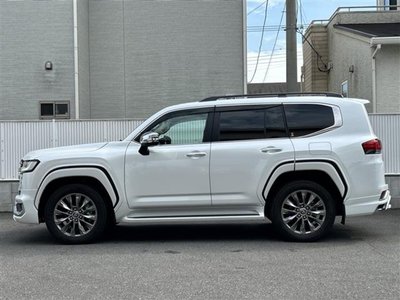 TOYOTA LAND CRUISER 300 - 5