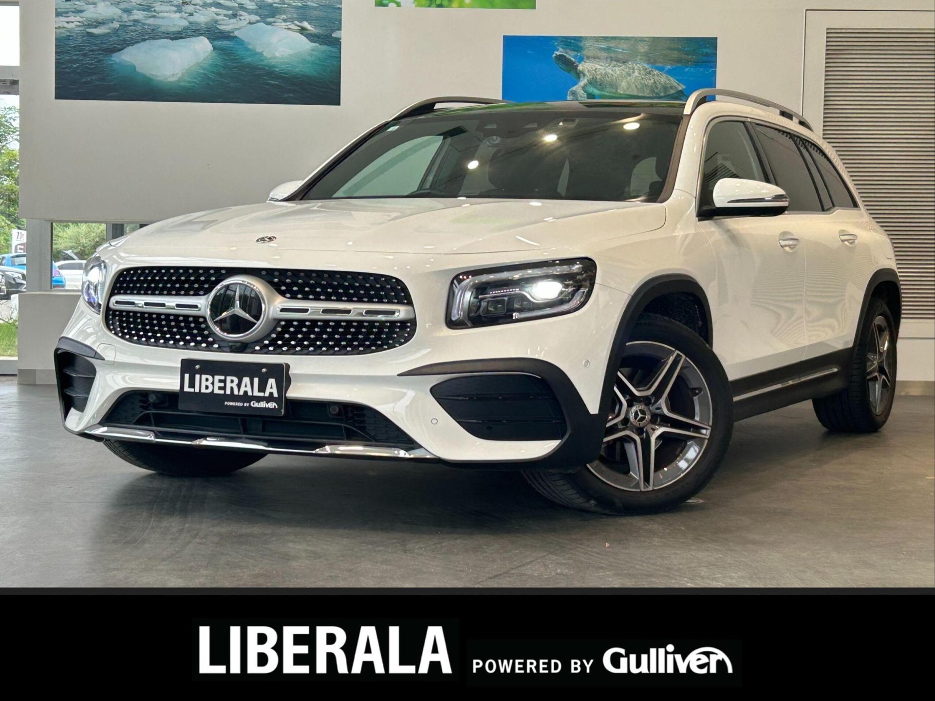 MERCEDES-BENZ GLB - View 1