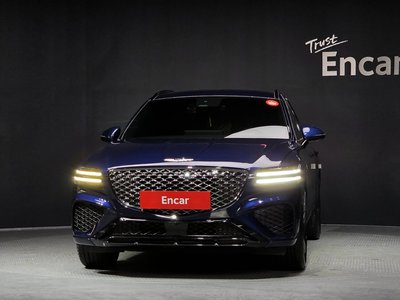 صورة 2 لـ 2021 Genesis GV70