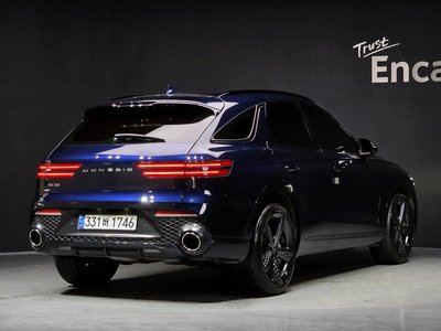 صورة 4 لـ 2021 Genesis GV70