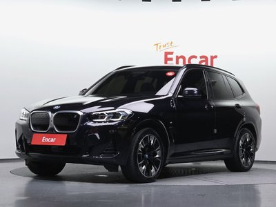 صورة 1 لـ 2025 BMW IX3