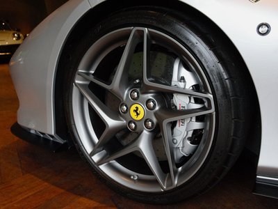 FERRARI F8 SPIDER - 10