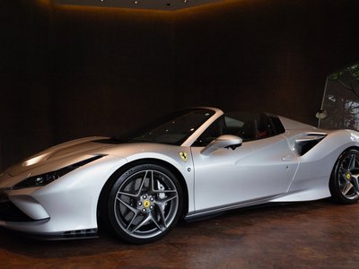 FERRARI F8 SPIDER - 5