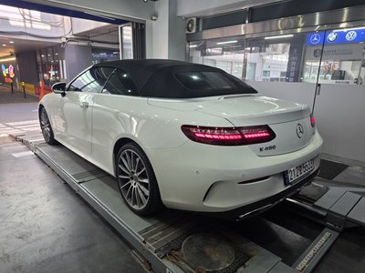 MERCEDES-BENZ E-CLASS - 4