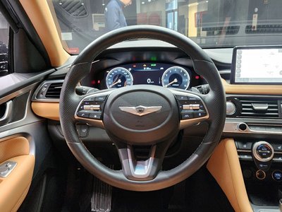 2021 Genesis THE NEW G70 — миниатюра 14