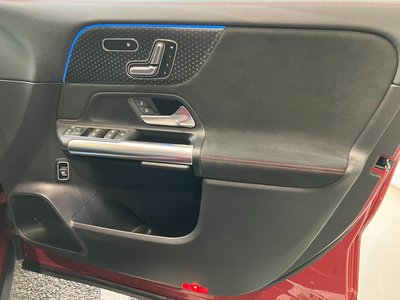 2025 Mercedes-BENZ EQA — миниатюра 16