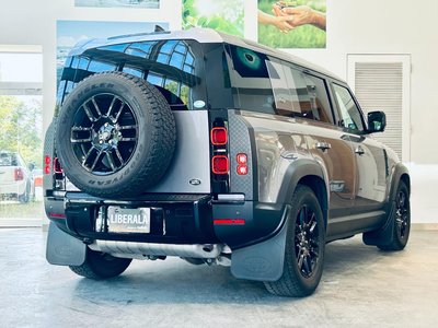 LAND ROVER DEFENDER - 7