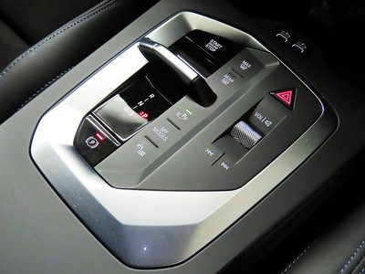 2025 BMW 1 SERIES 缩略图 17