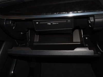 2023 Toyota ALPHARD — миниатюра 16