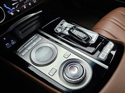 GENESIS G80 (RG3) - 9