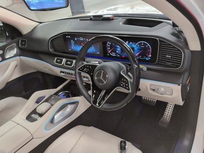 2024 Mercedes-BENZ GLS photo 3