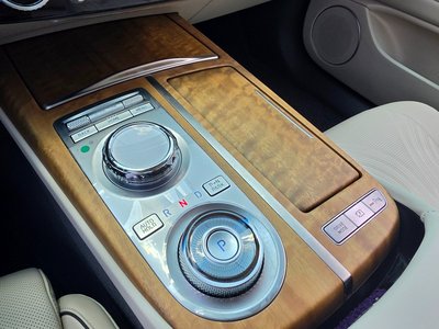 GENESIS G80 (RG3) - 9