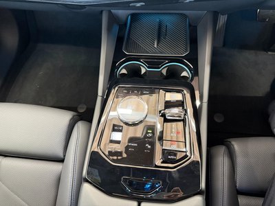 2024 BMW 5 SERIES 缩略图 17