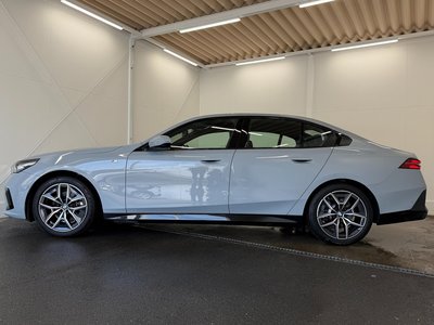 2024 BMW 5 SERIES photo 6