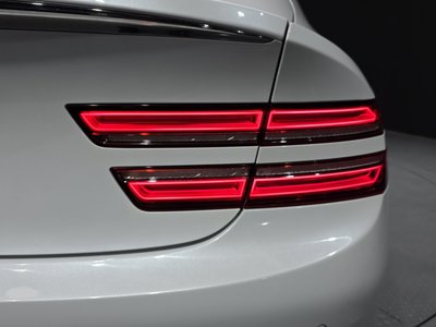 GENESIS G80 (RG3) - 10