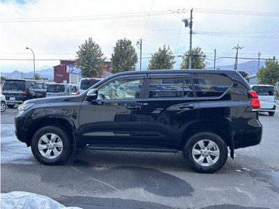 TOYOTA LAND CRUISER PRADO - 6