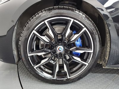 BMW I4 - 6