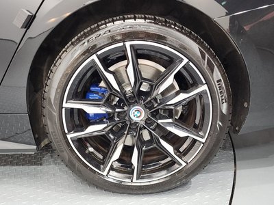 BMW I4 - 8