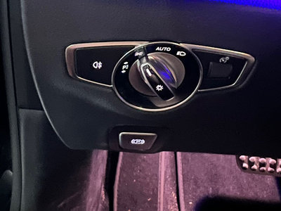 MERCEDES-BENZ E-CLASS - 10