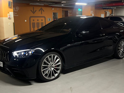 MERCEDES-BENZ E-CLASS - 5