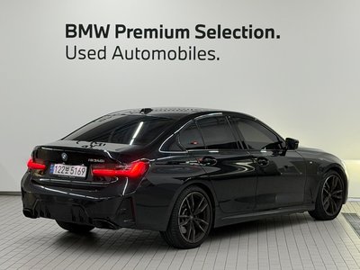 2023 BMW 3 SERIES photo 4