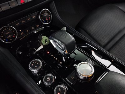 MERCEDES-BENZ CLS - 9