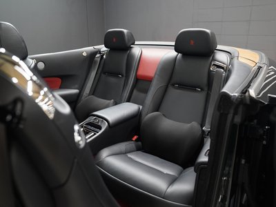 صورة مصغرة 16 لـ 2021 ROLLS-ROYCE DAWN