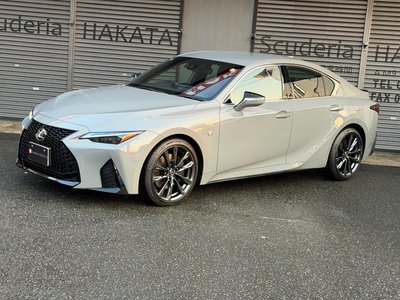 LEXUS IS - 3