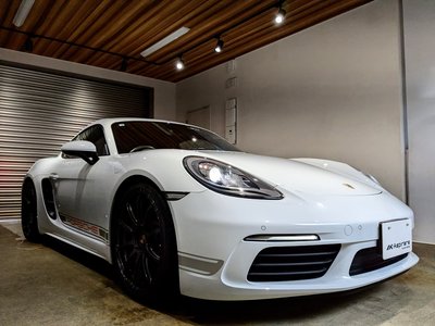 2017 Porsche 718 photo 7