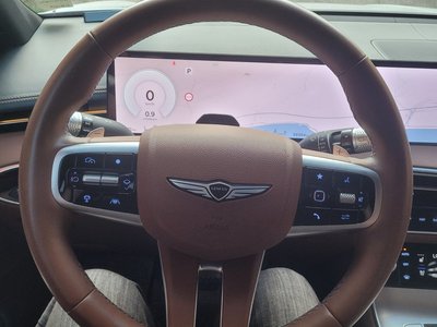 2024 Genesis GV70 photo 6