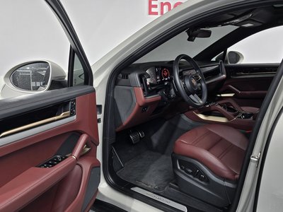 PORSCHE CAYENNE - 10