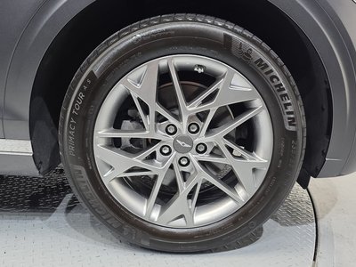 صورة 6 لـ 2022 Genesis GV70